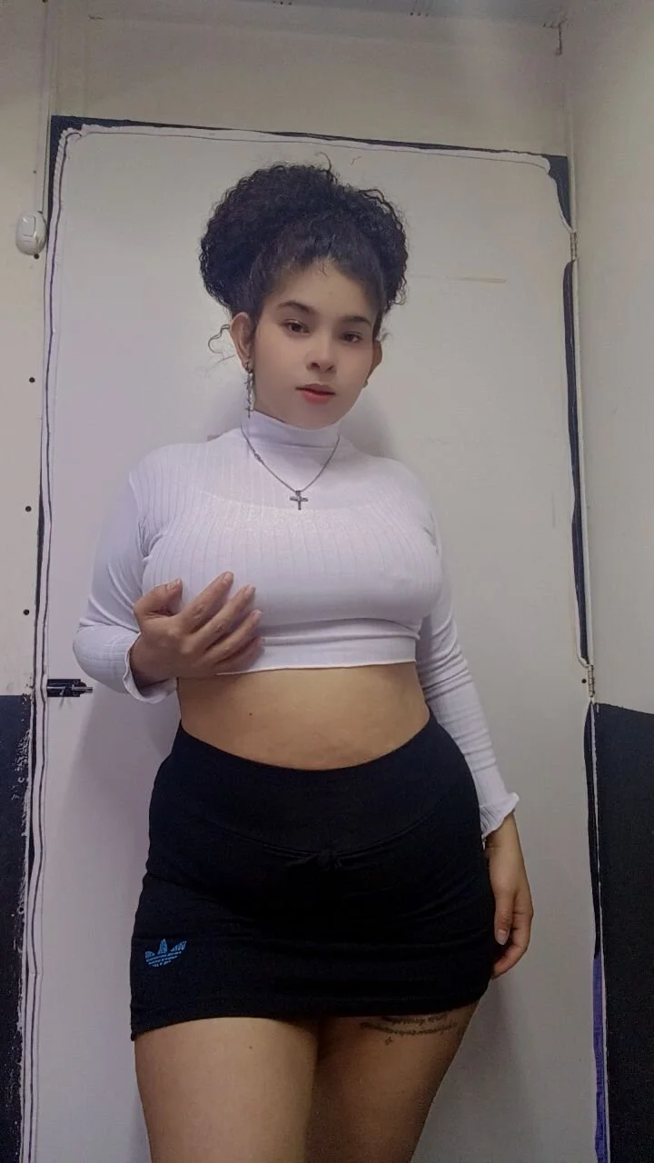 XXX Porn Photo of Nude katalella_22hot 25