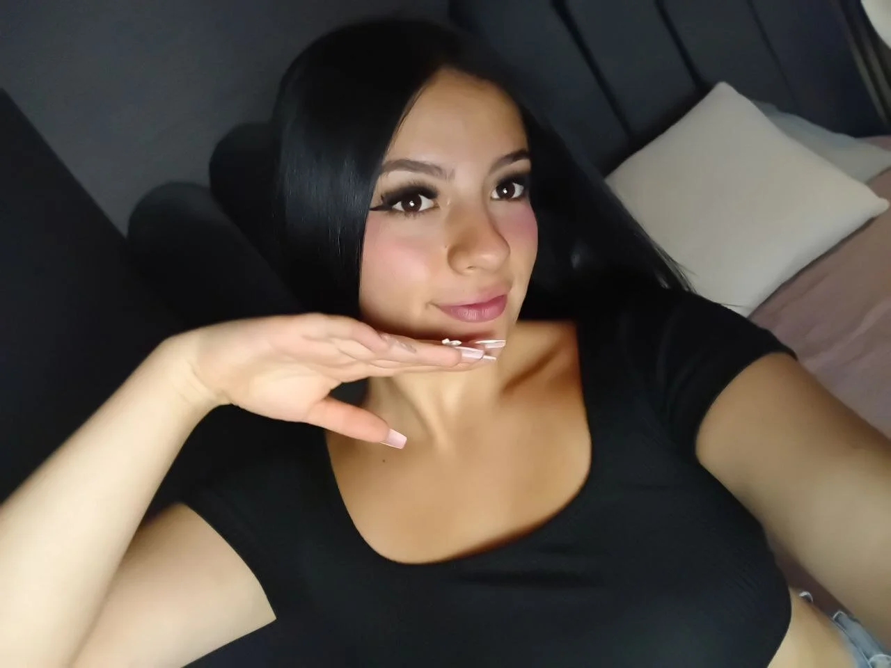 XXX Porn Photo of Nude Alice_Fg 3