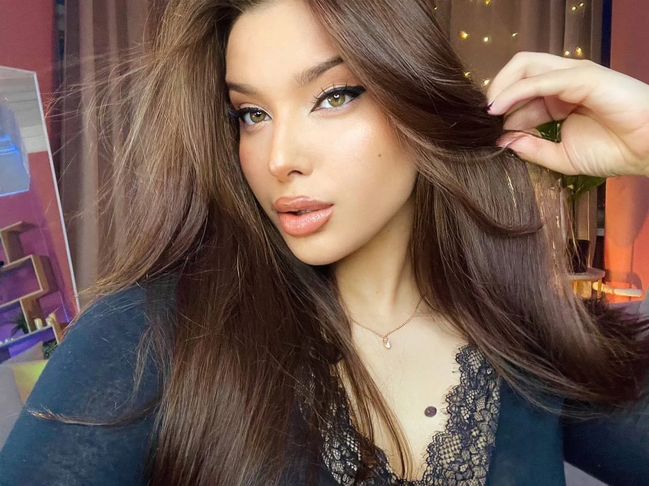 XXX Porn Photo of Nude Lucy_louras 2
