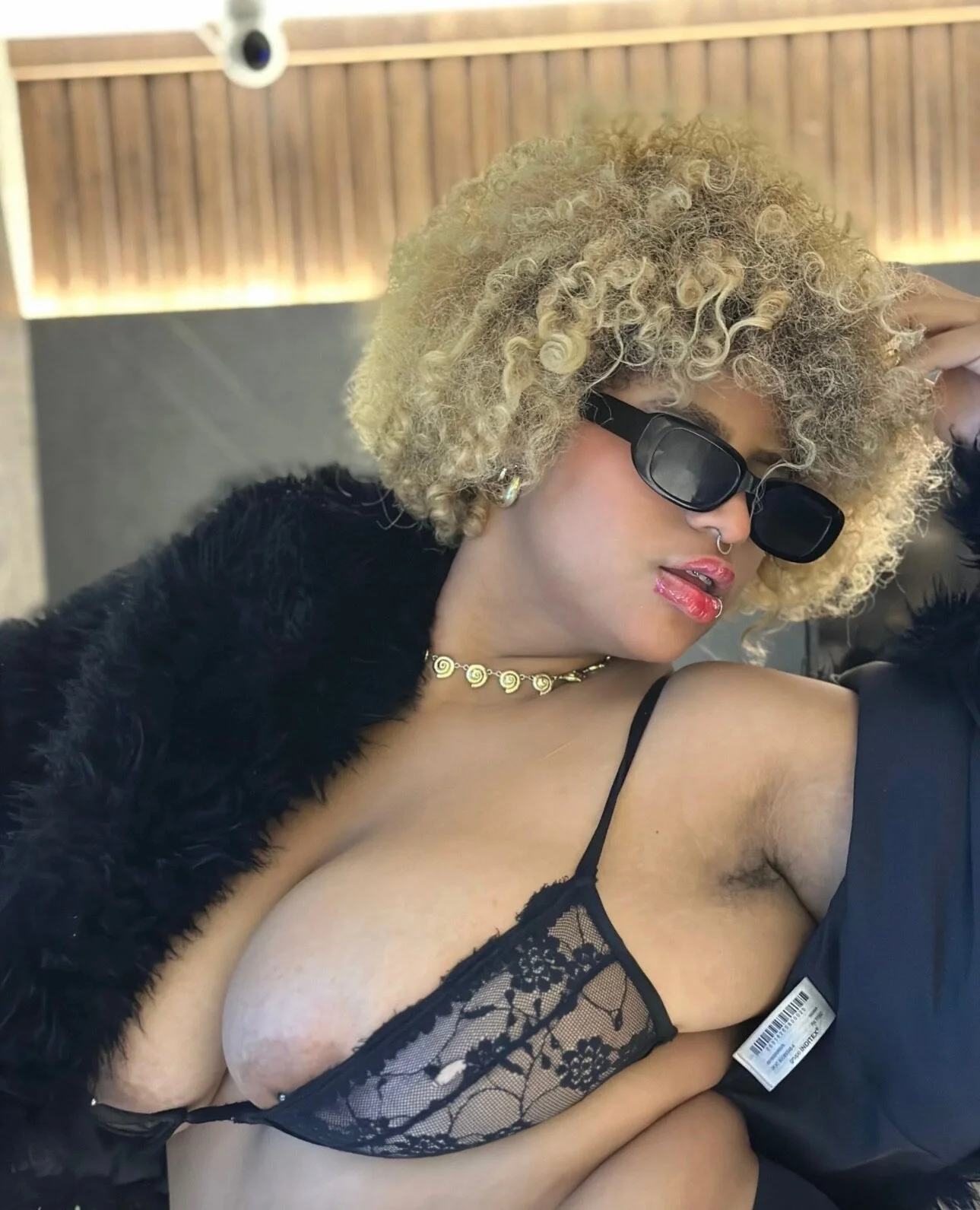 XXX Porn Photo of Nude Sapphire-XXX 17