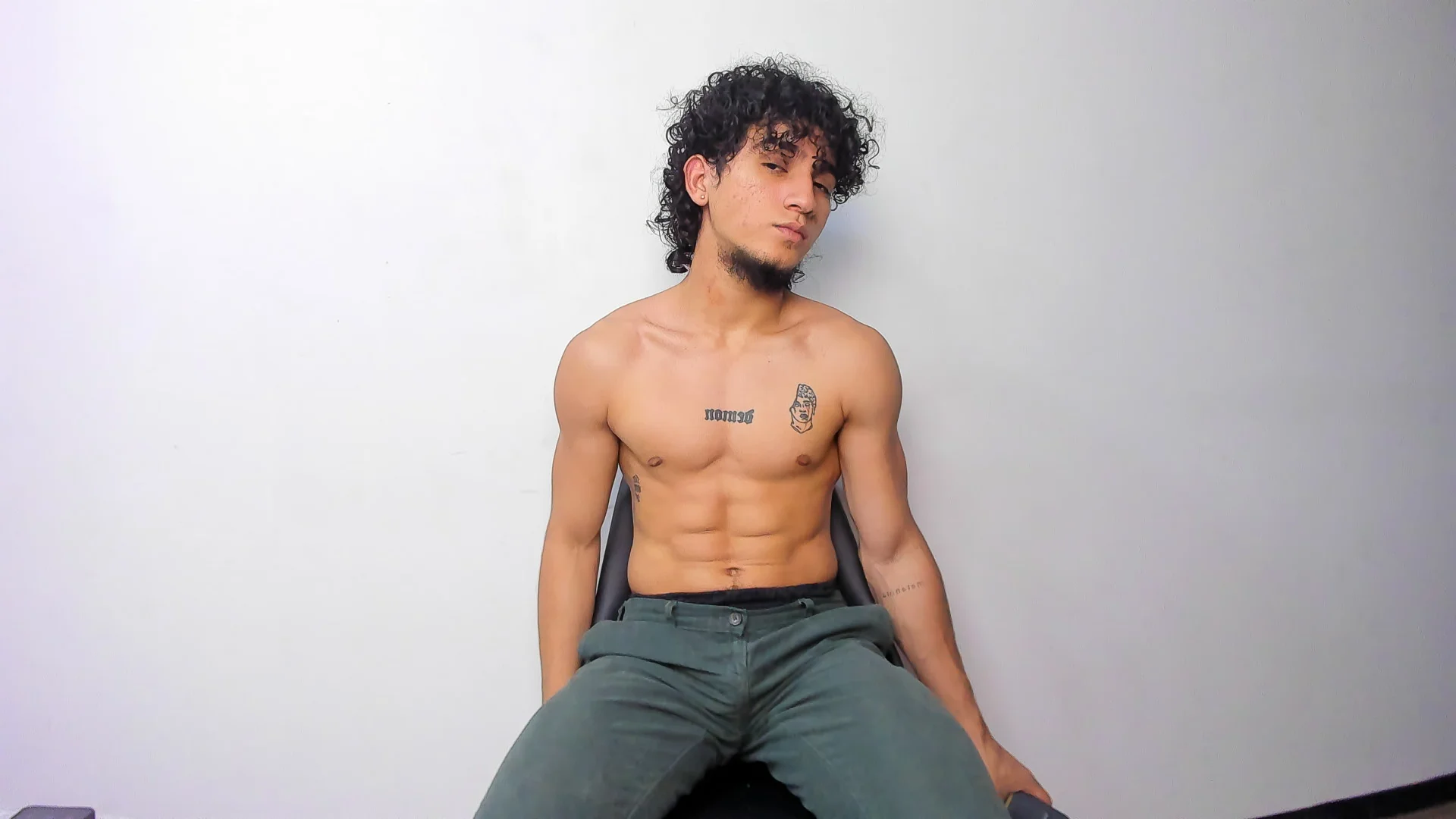 XXX Porn Photo of Nude JackesTaylor 3