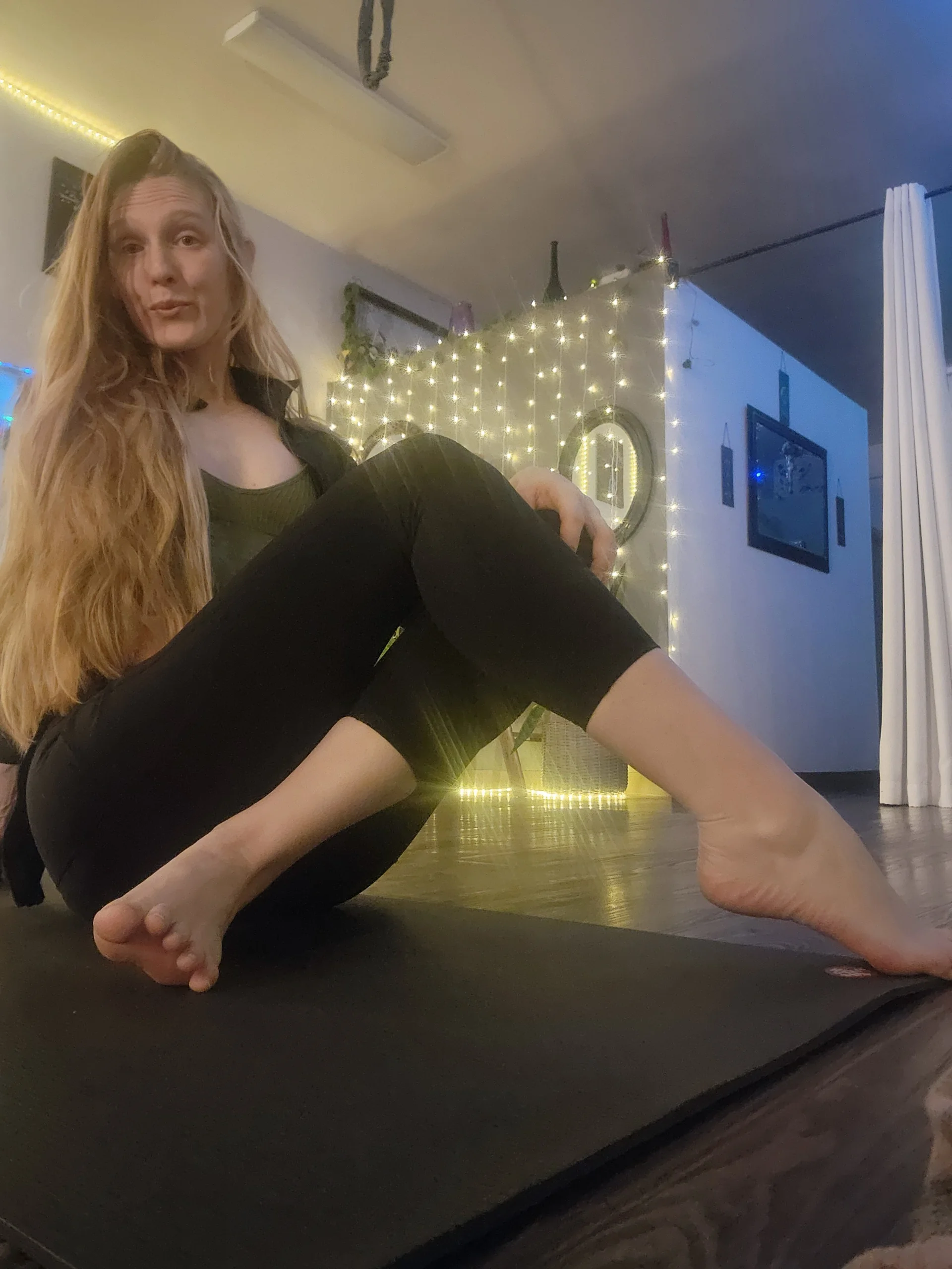 XXX Porn Photo of Nude GoldenFlameGoddess 73