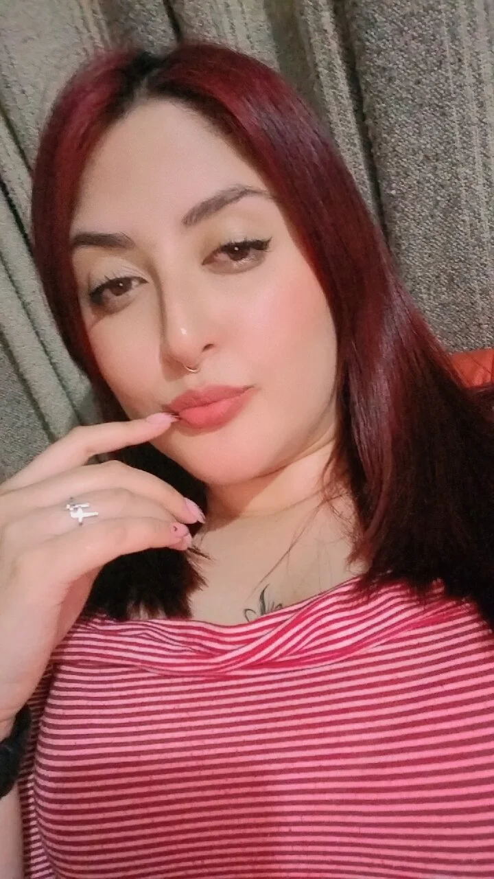 XXX Porn Photo of Nude JuliiGrey 21