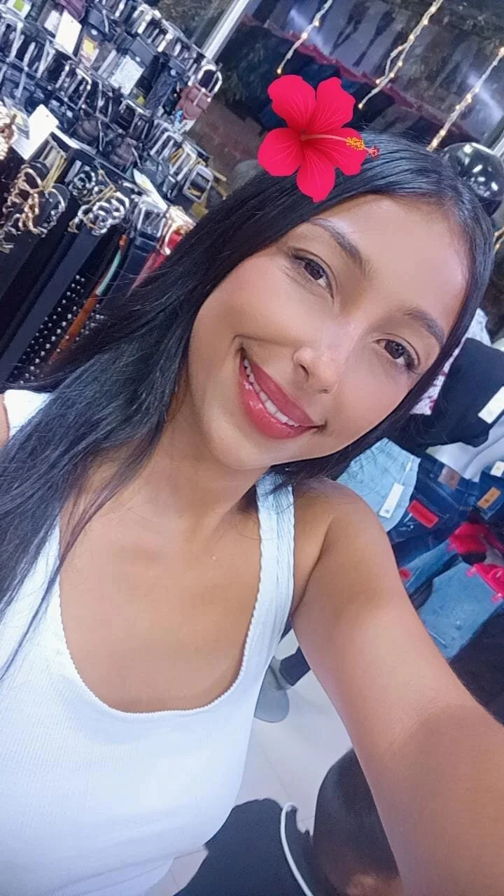 XXX Porn Photo of Nude skinnysexzara18 3