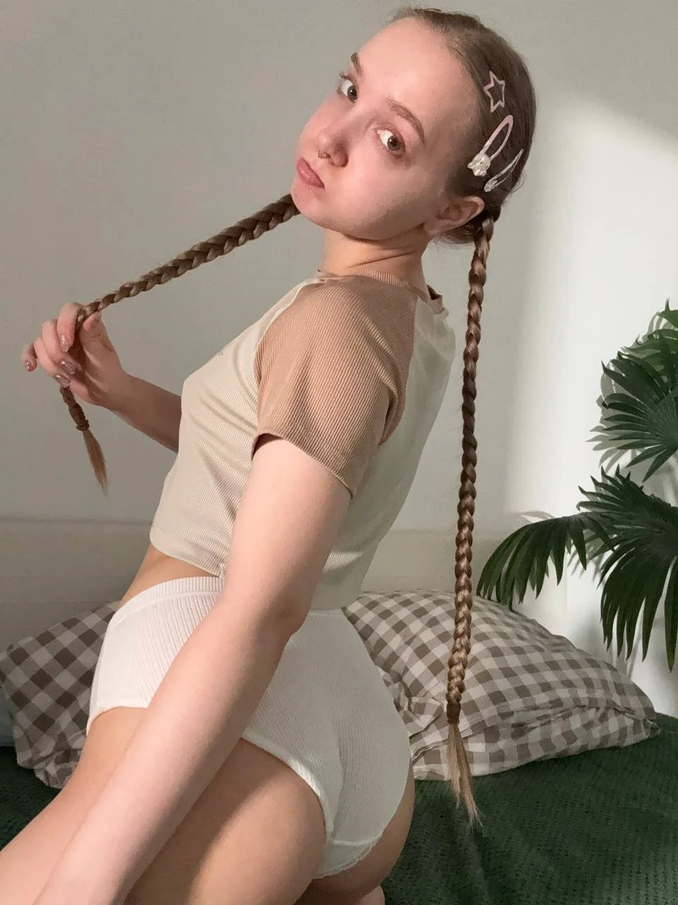 XXX Porn Photo of Nude bambi_lu 170