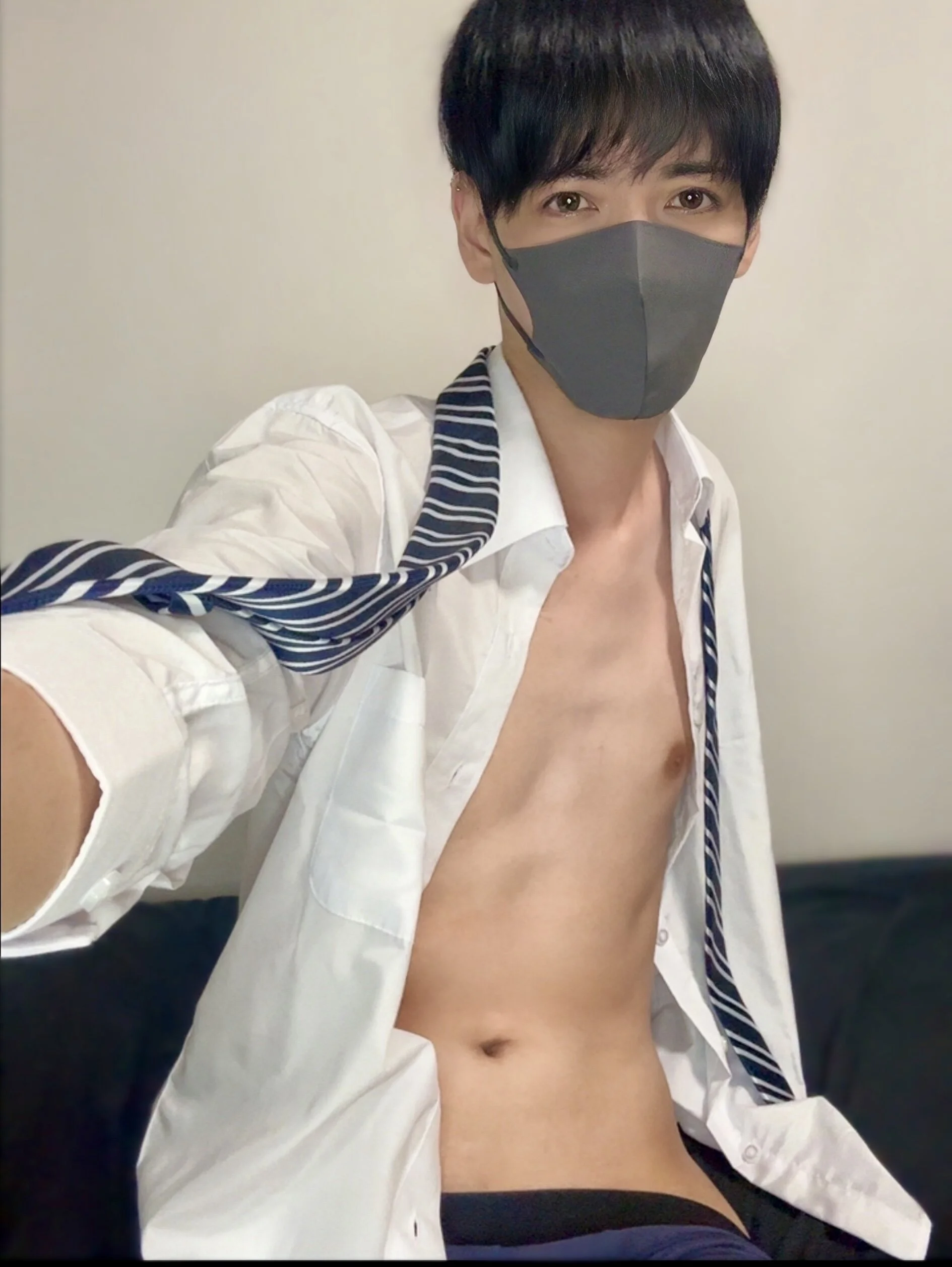 itsme_LEON