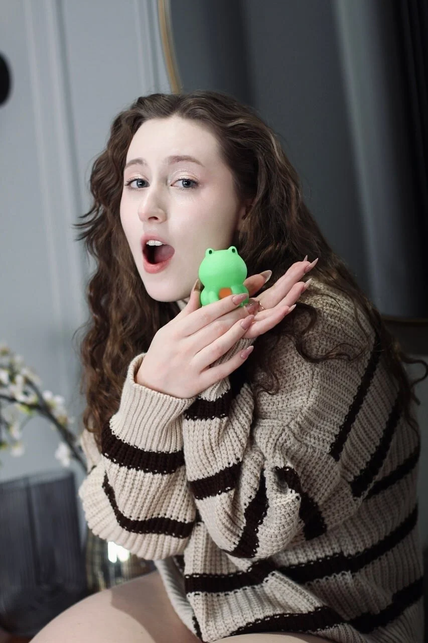 XXX Porn Photo of Nude FroggyAnna 42