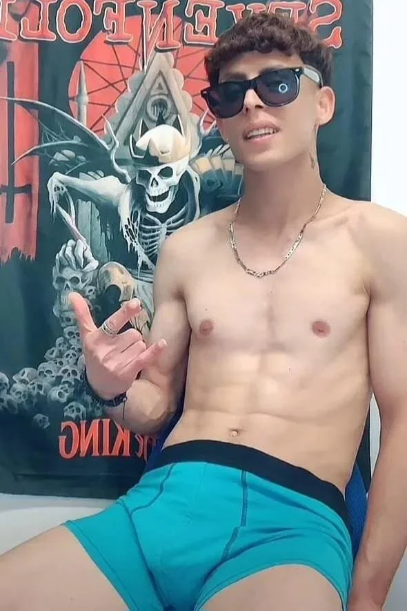 XXX Porn Photo of Nude Medooboy 5
