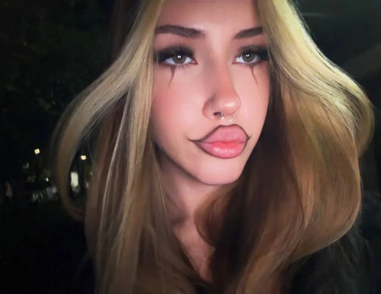 XXX Porn Photo of Nude Riri_kikki 3
