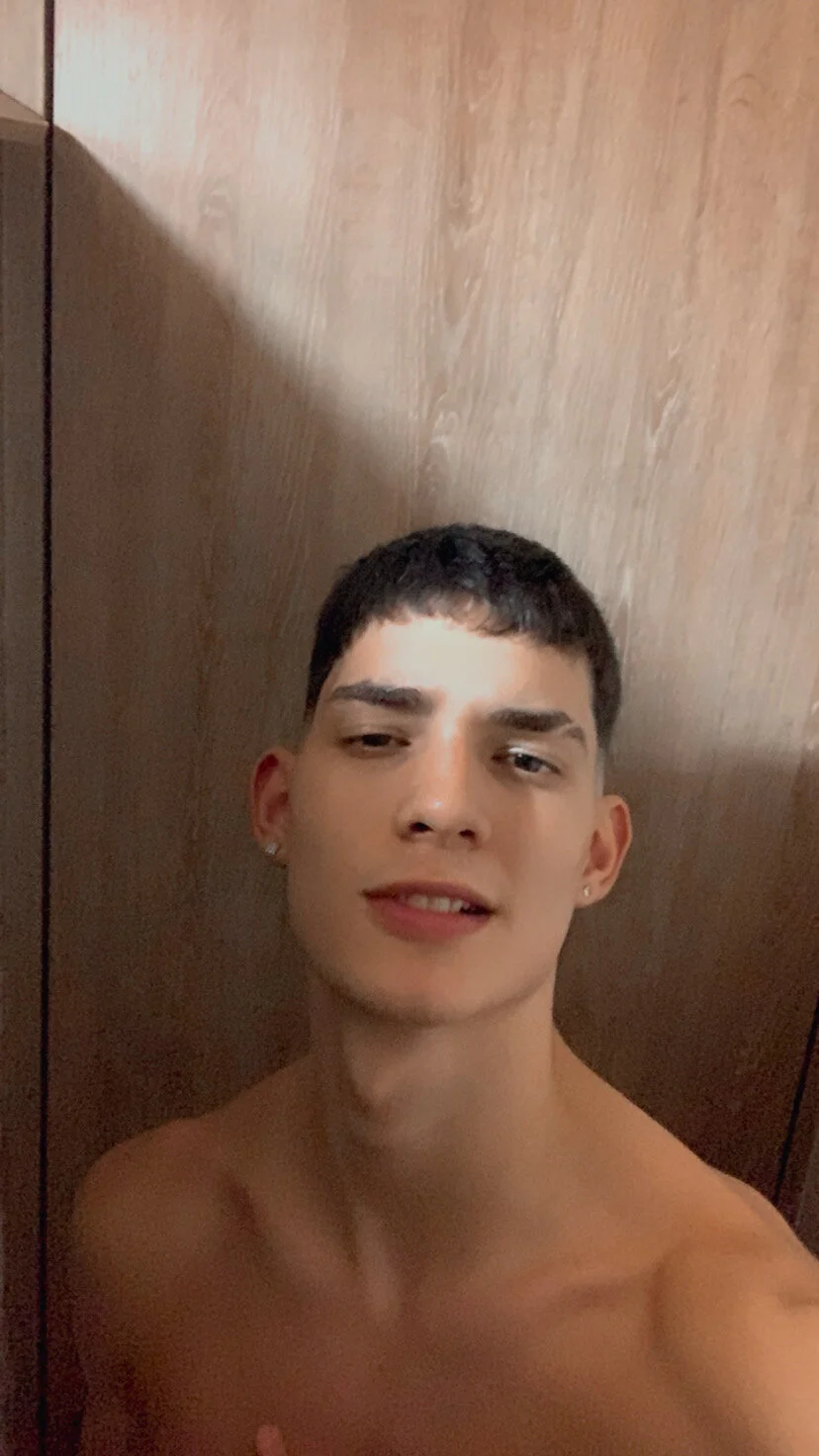 XXX Porn Photo of Nude god_drake 39