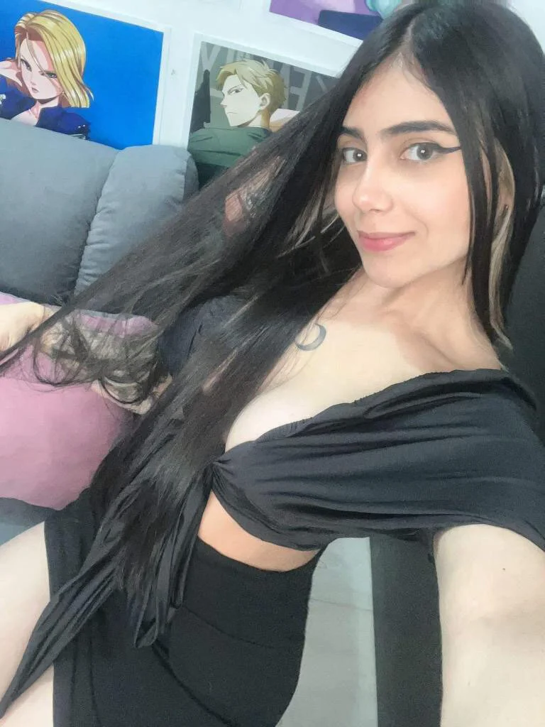 XXX Porn Photo of Nude nicdani_1 18