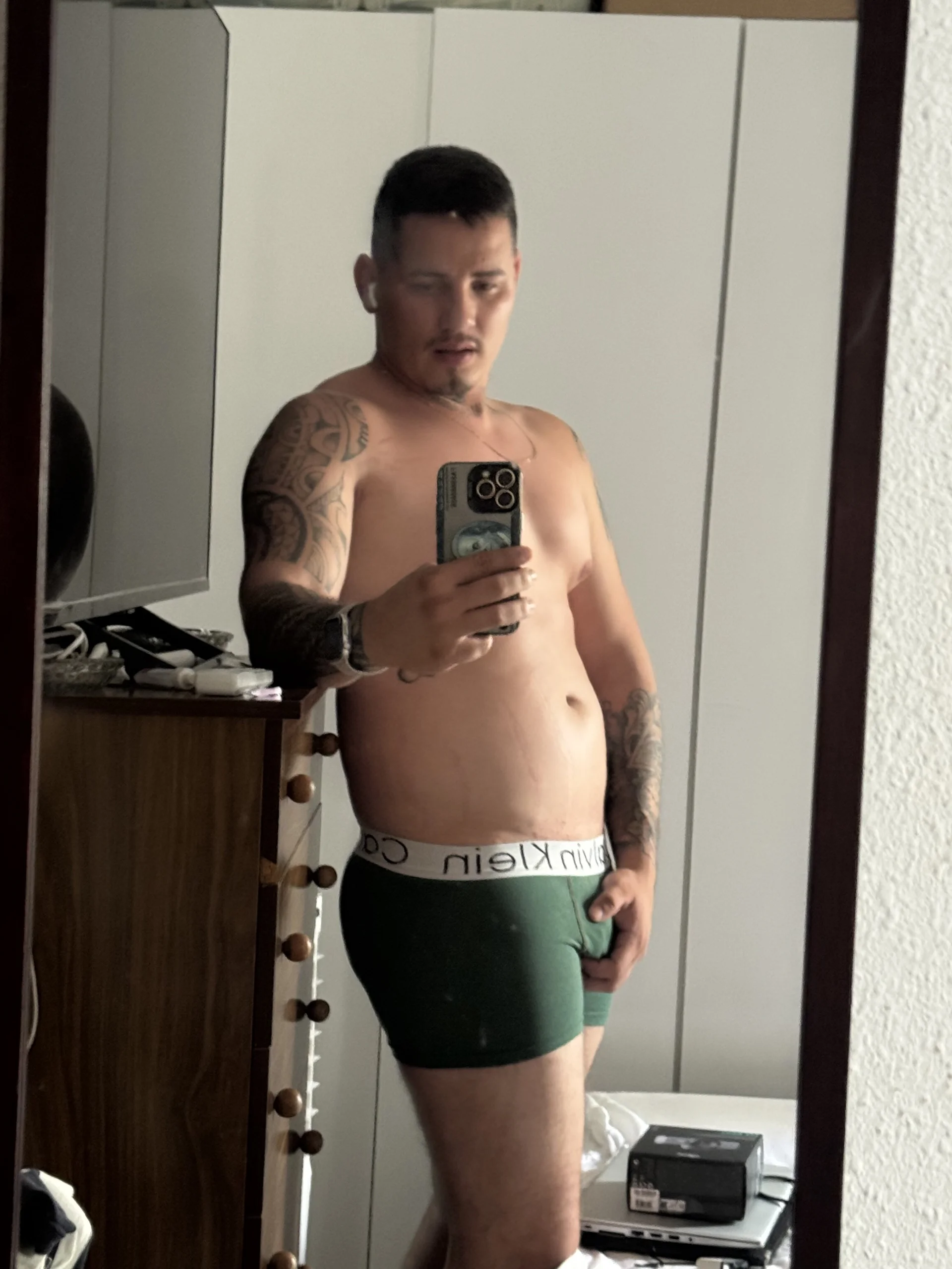 XXX Porn Photo of Nude Valen_Dom 24