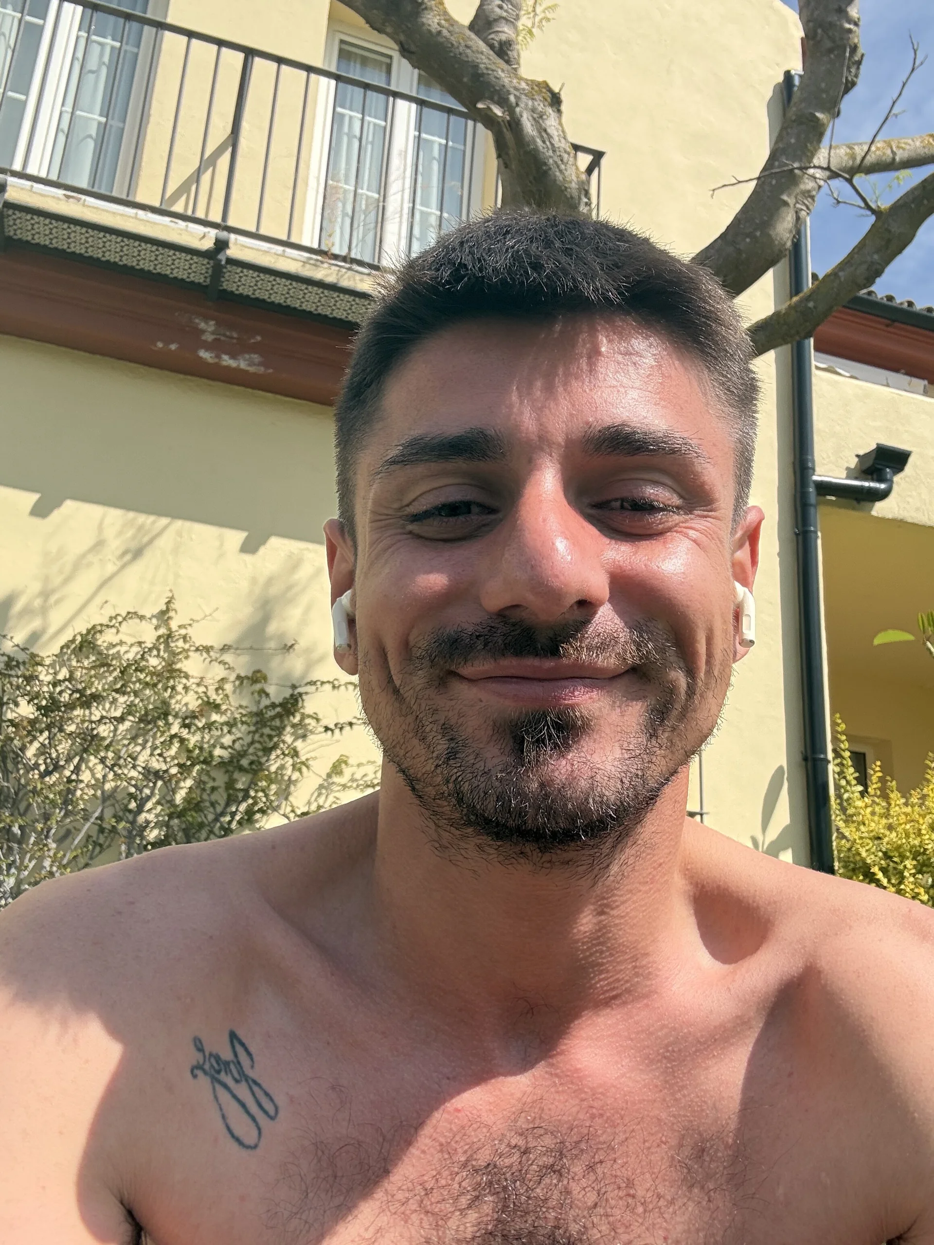 XXX Porn Photo of Nude Tonysevillano27 8