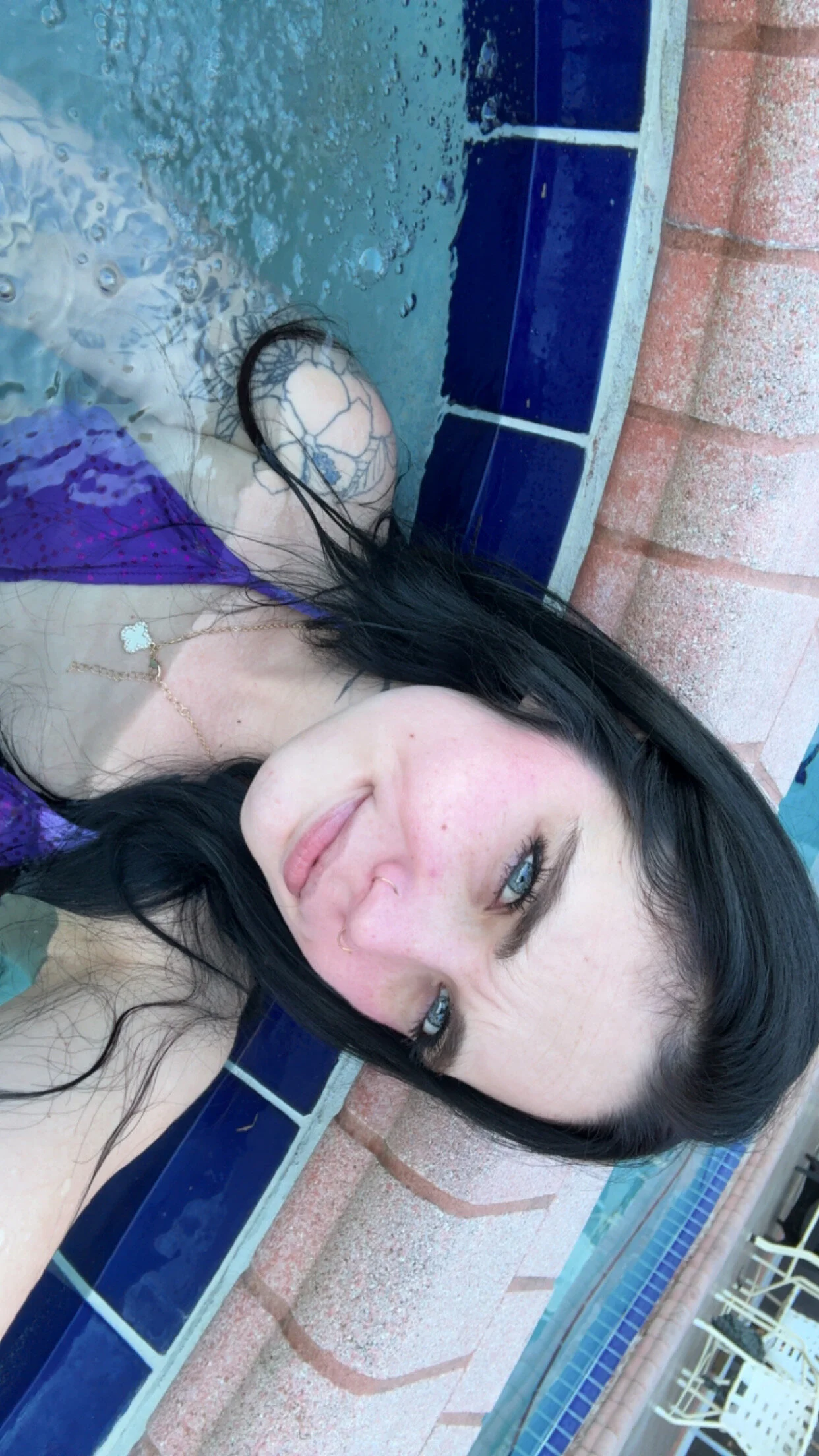 XXX Porn Photo of Nude ahungkittykat 5