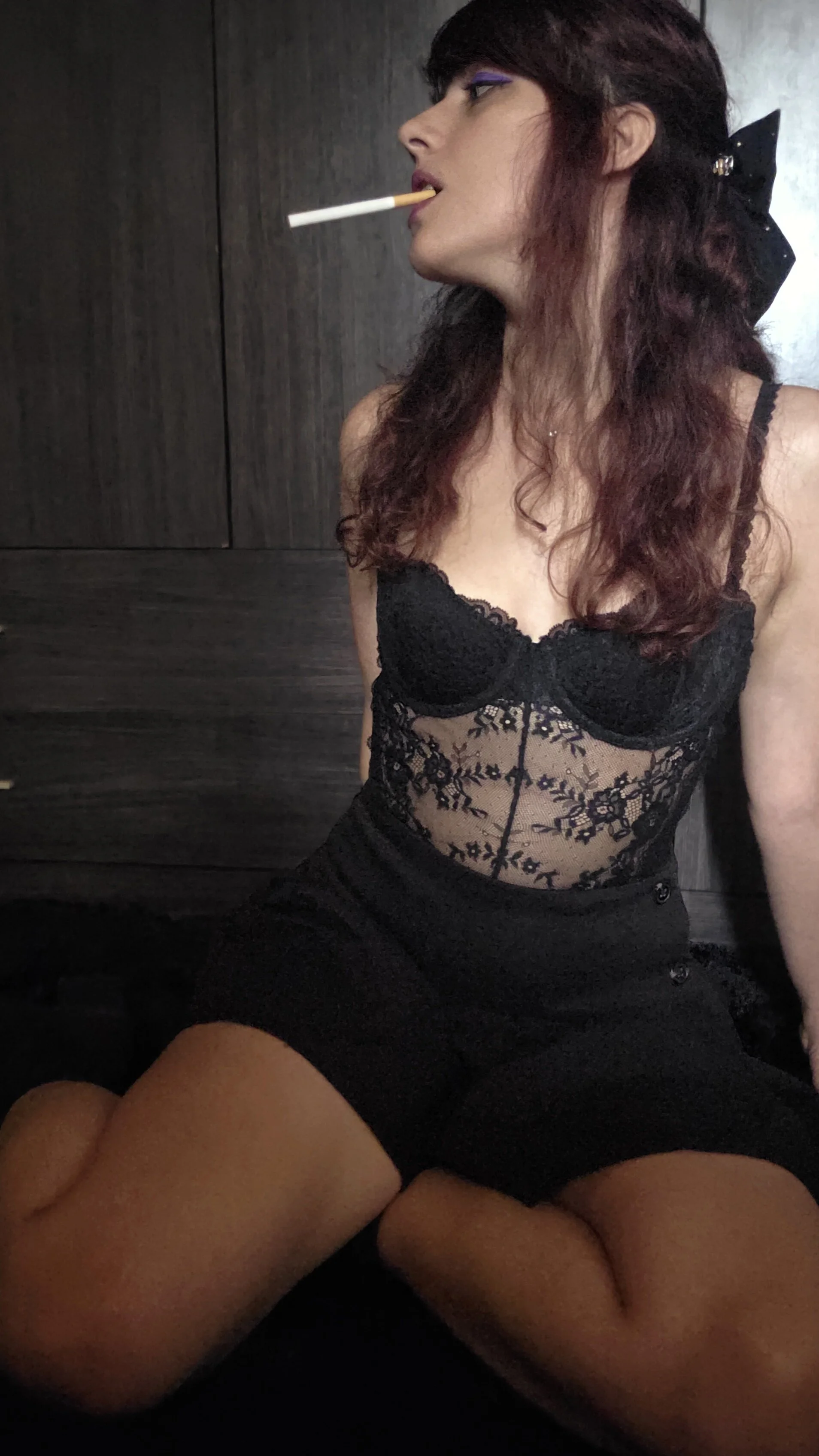 XXX Porn Photo of Nude LaraSmoking 4