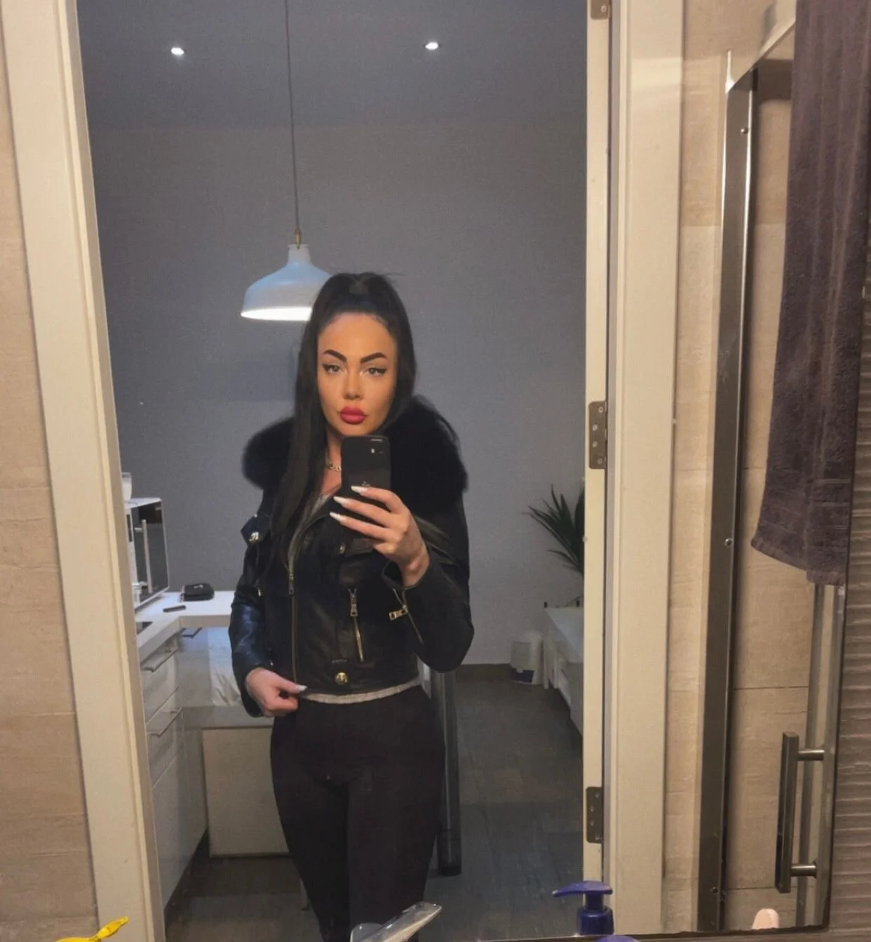 XXX Porn Photo of Nude MissPolefire 5