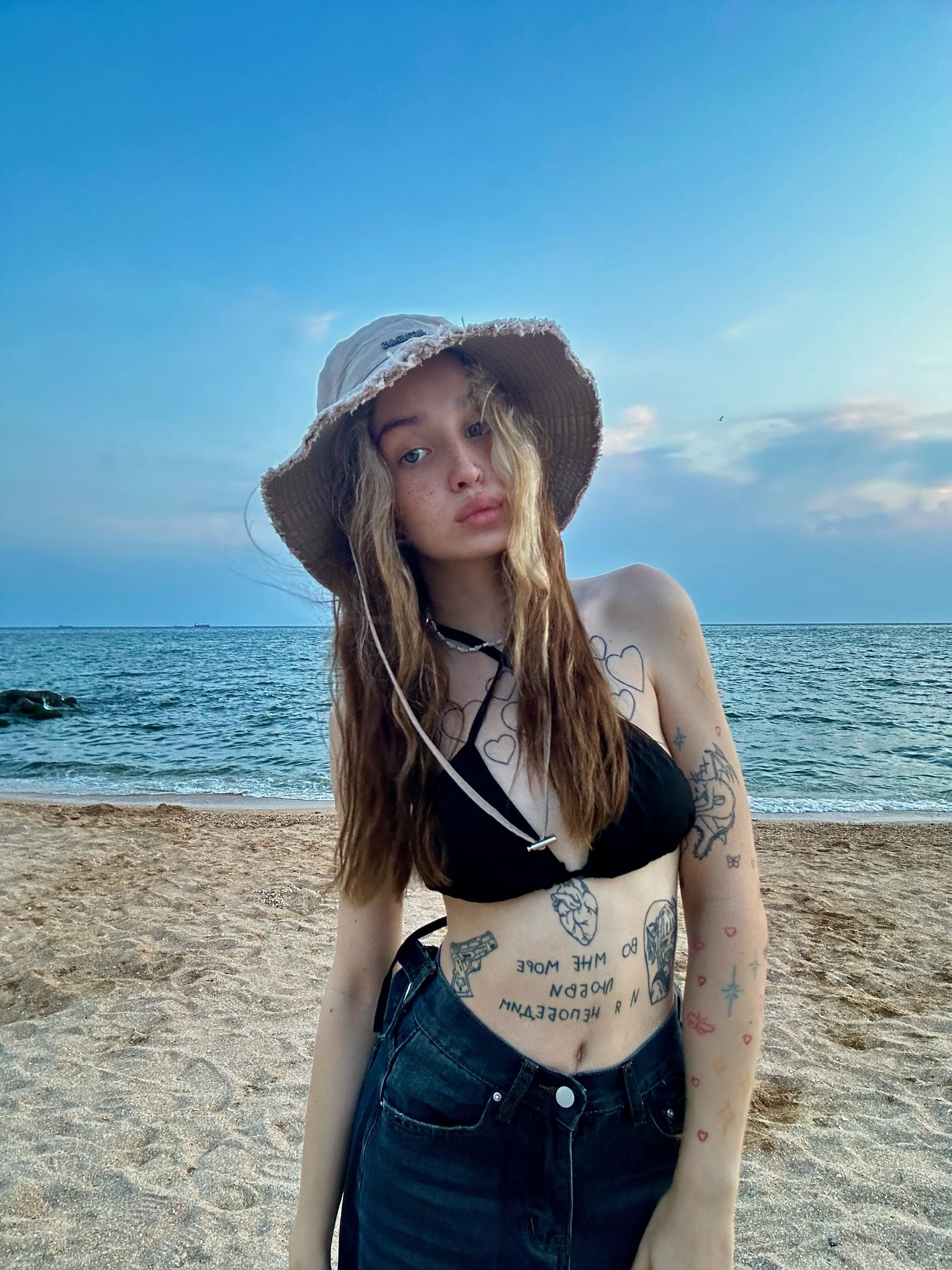 XXX Porn Photo of Nude Sweet_Evva 1
