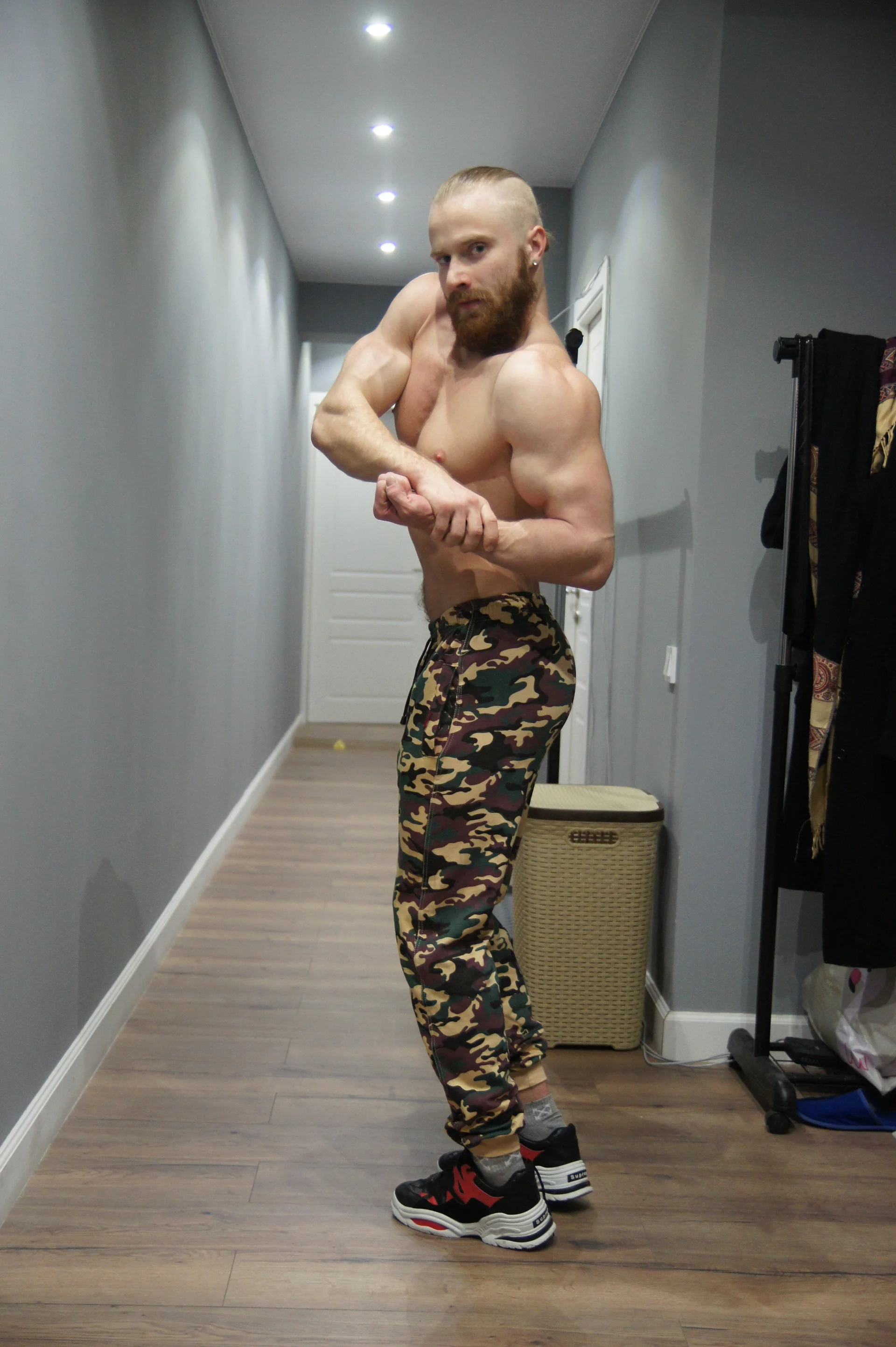 XXX Porn Photo of Nude Paul_Rolex 118
