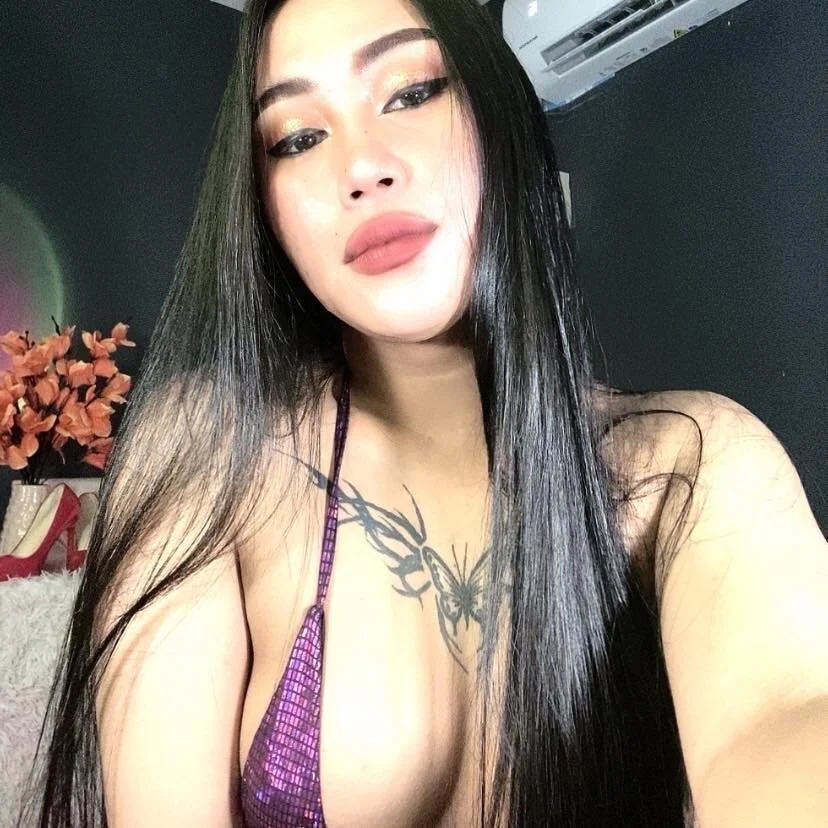 XXX Porn Photo of Nude DazzlingDivaLiza 1