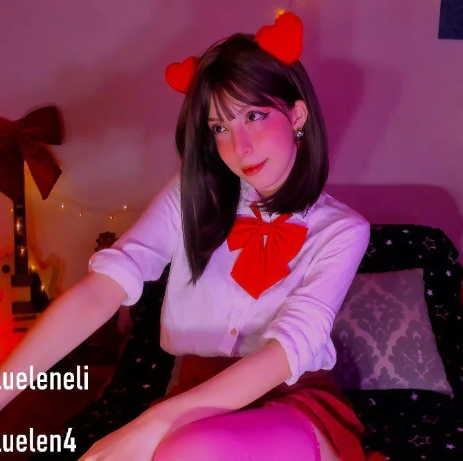 XXX Porn Photo of Nude bluelen 205
