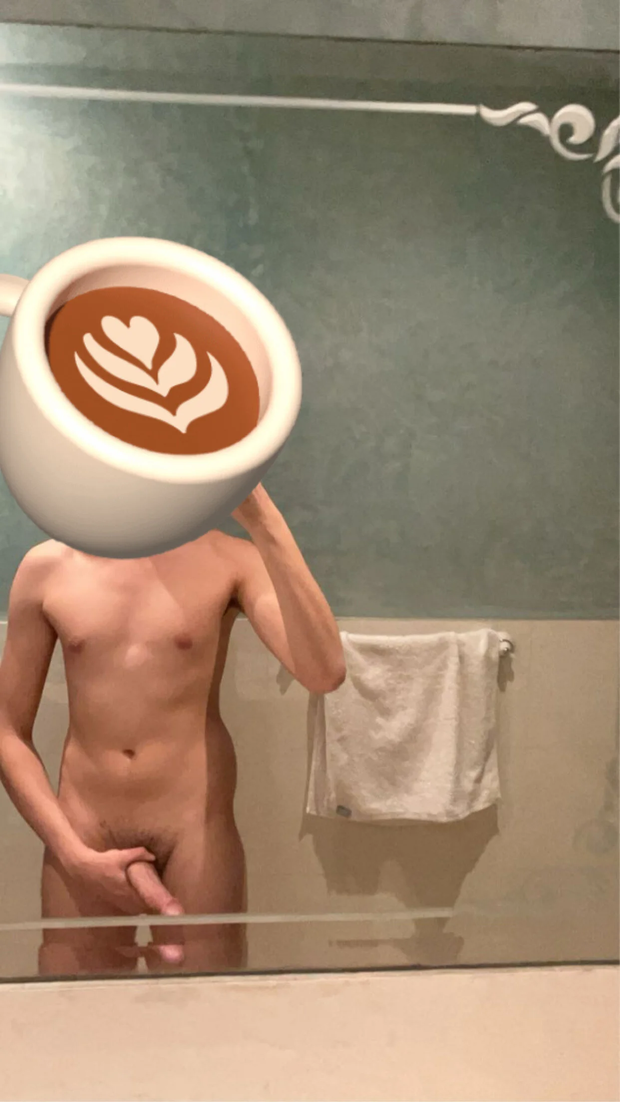 XXX Porn Photo of Nude Kiwiiparis 1