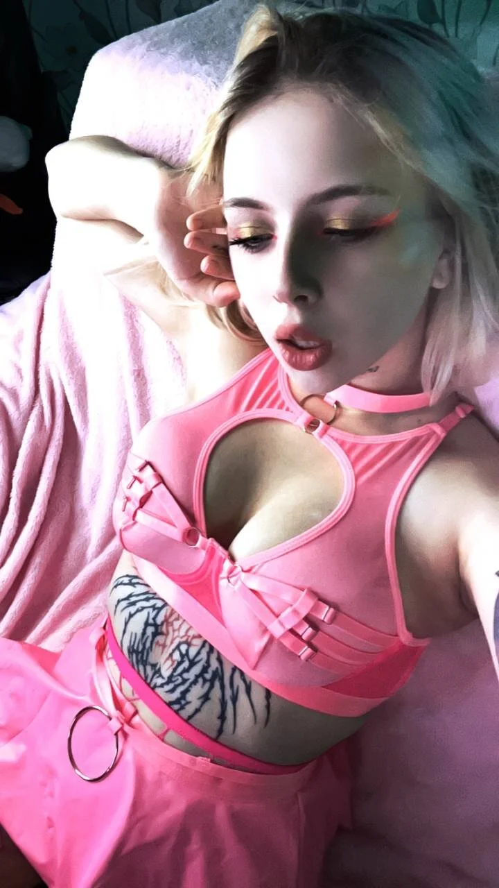 XXX Porn Photo of Nude Alice_Halle 9