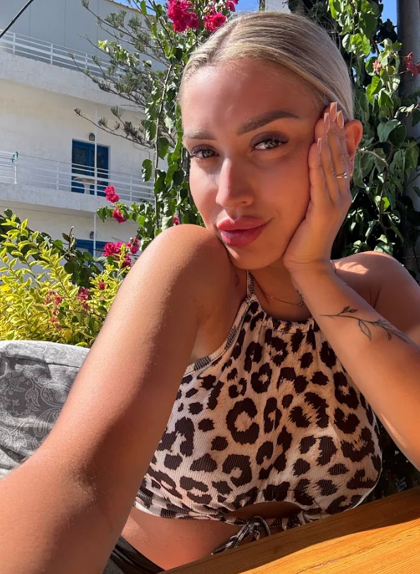 XXX Porn Photo of Nude BlondeChiara 4