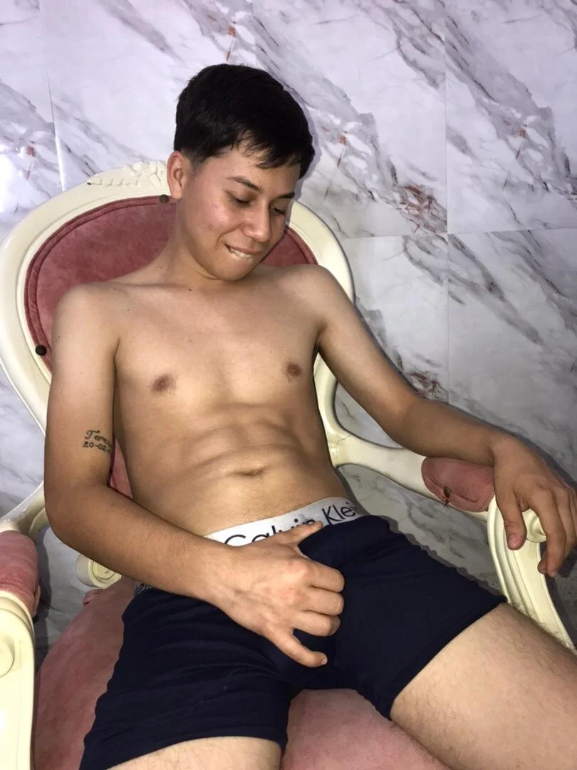 XXX Porn Photo of Nude santiago_xxxcol 1