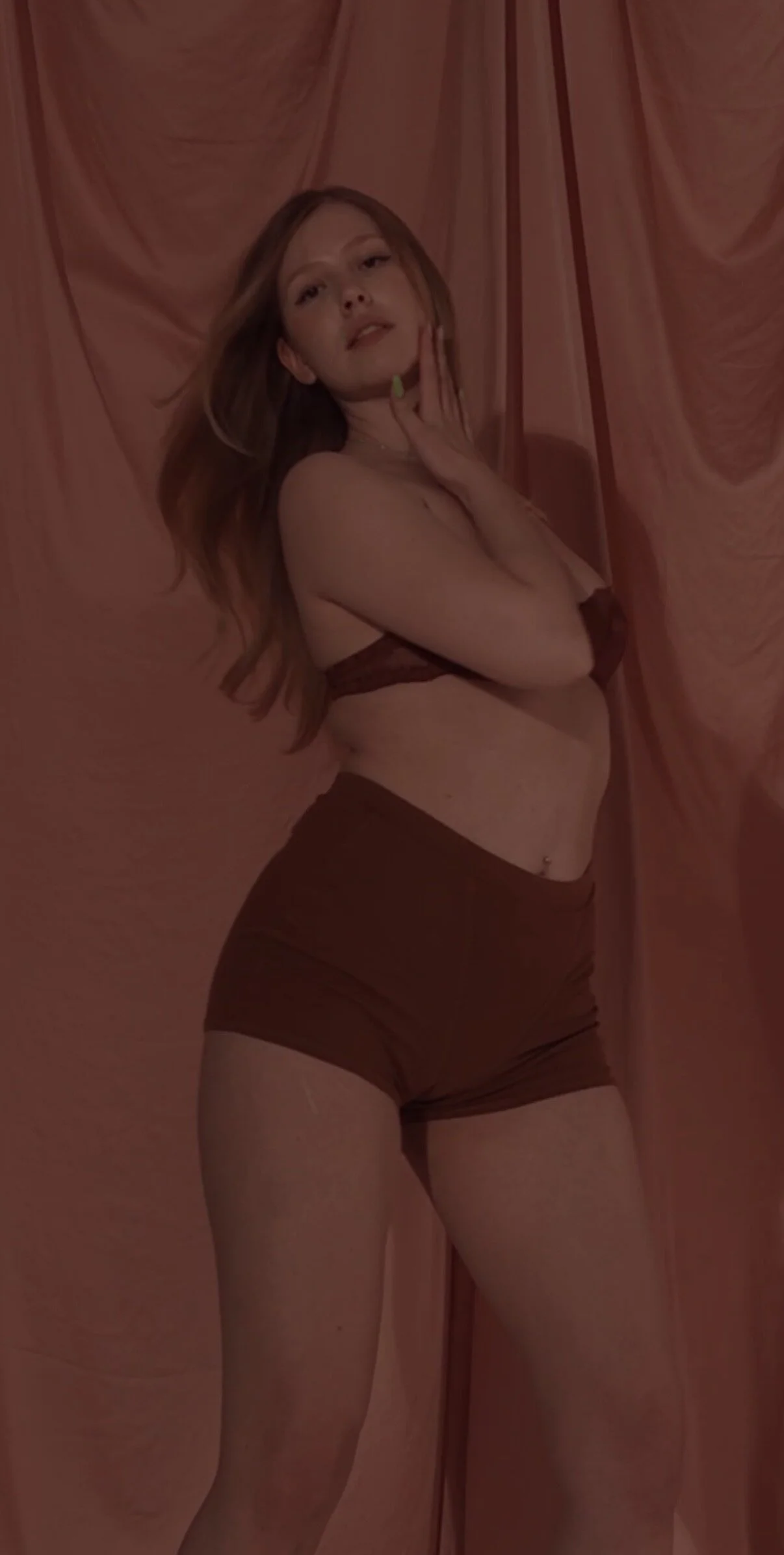 XXX Porn Photo of Nude HoneyAudrey 21