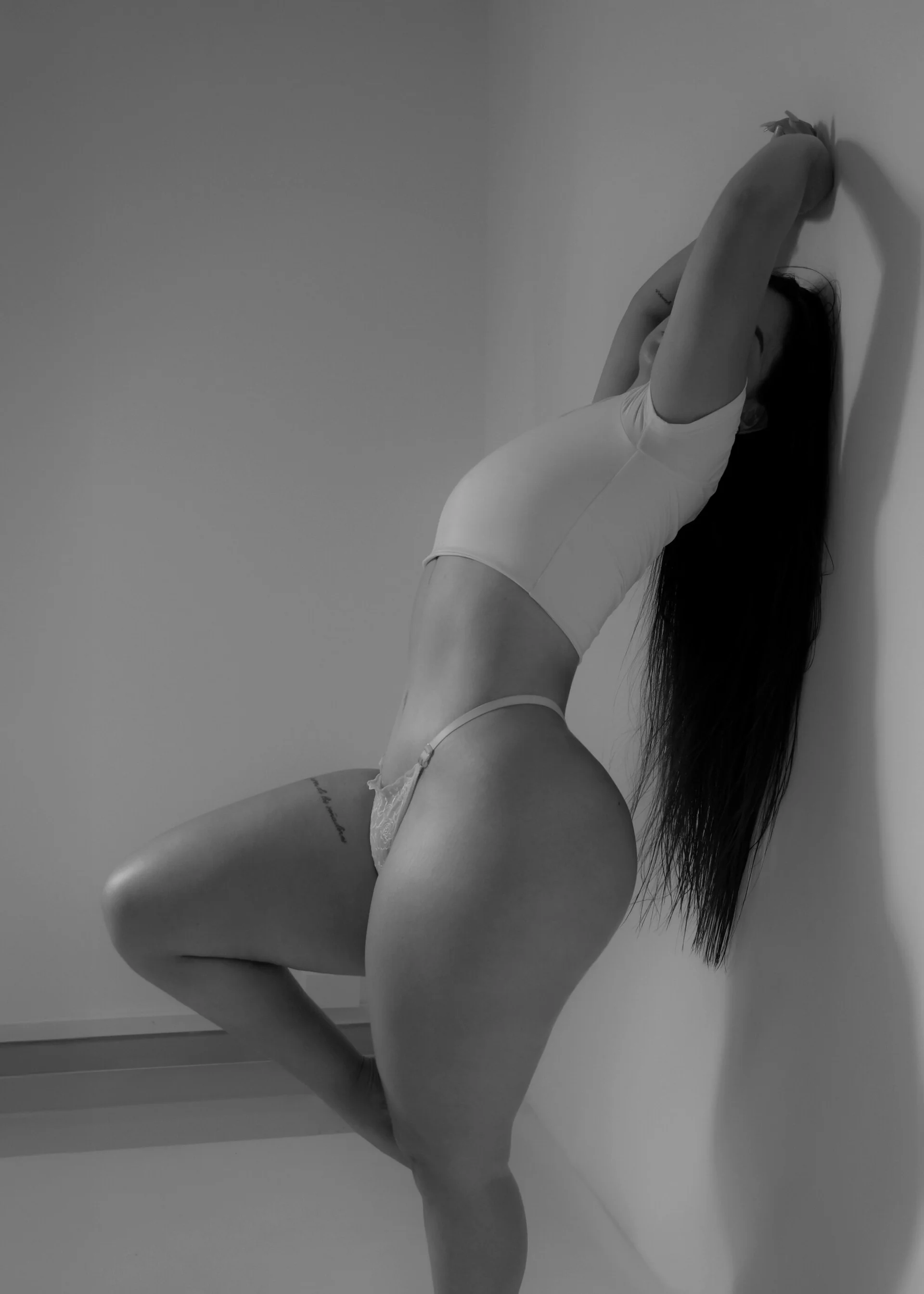 XXX Porn Photo of Nude alana_dantes 21
