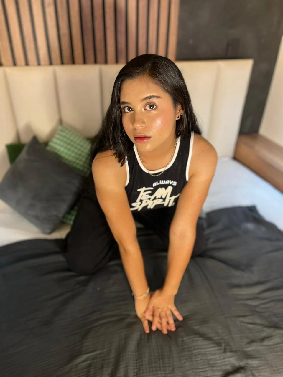 XXX Porn Photo of Nude LeslyTaylor_ 1