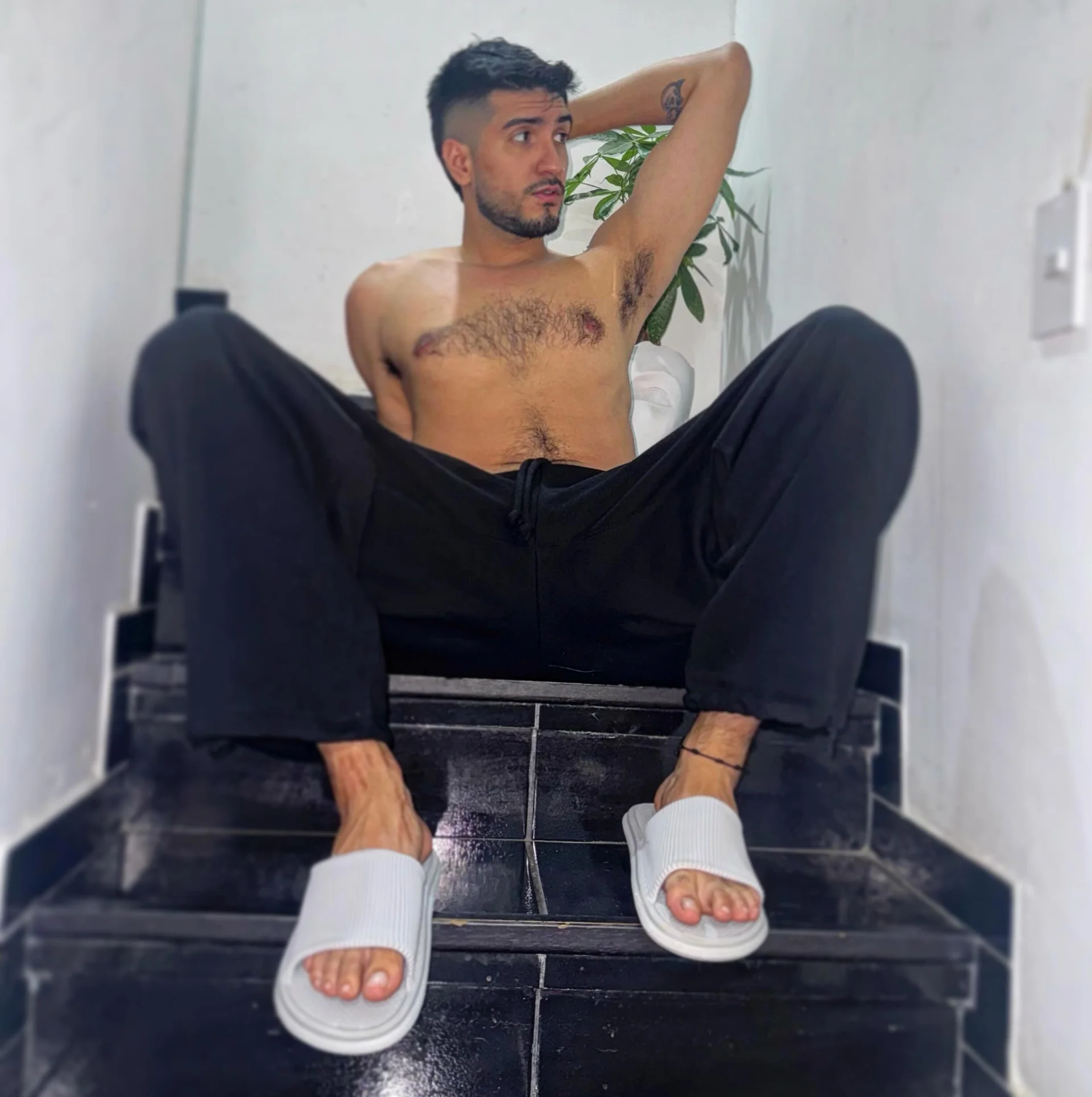 XXX Porn Photo of Nude bryXonStorm 6