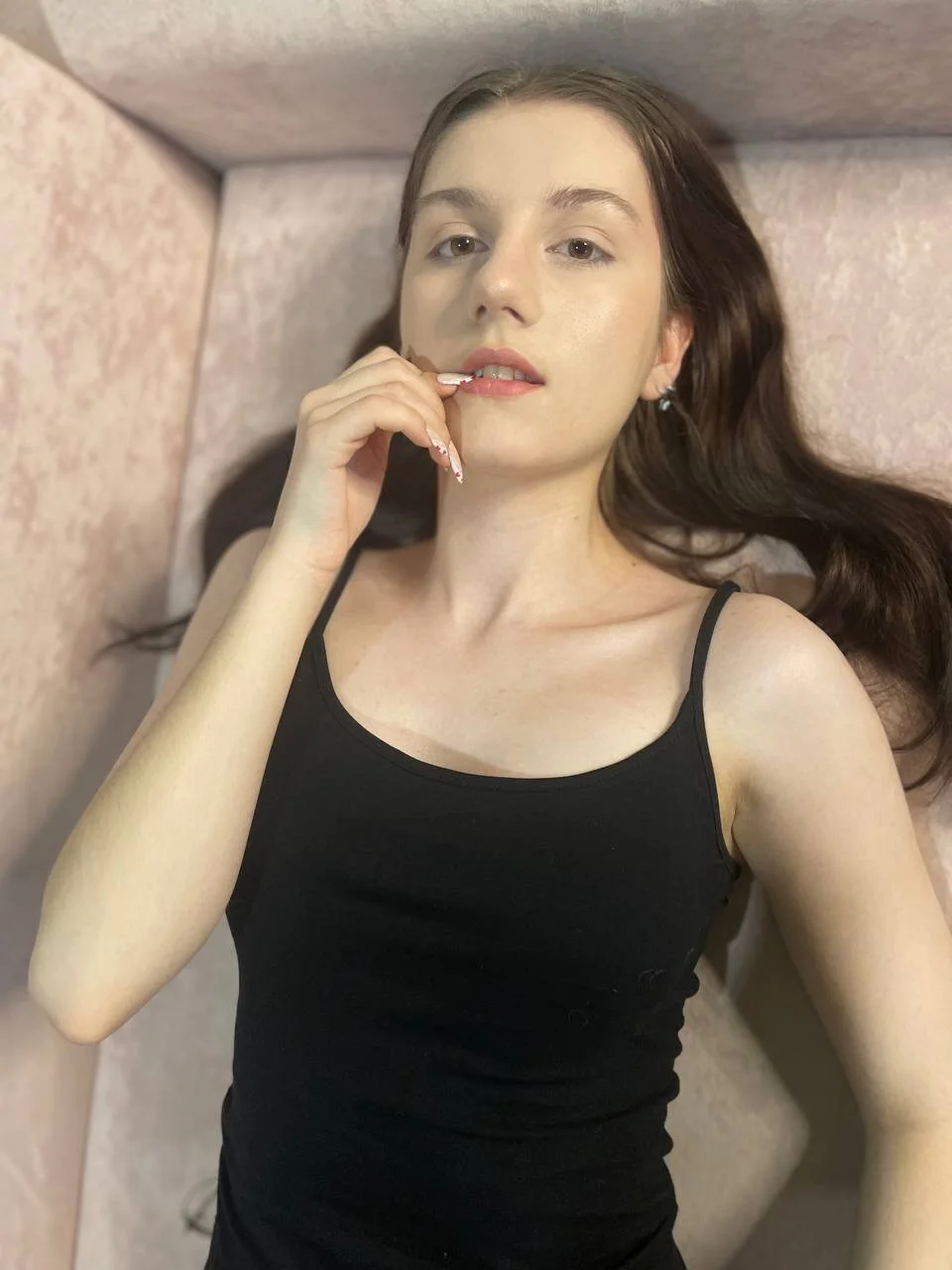 XXX Porn Photo of Nude VixenLight 14