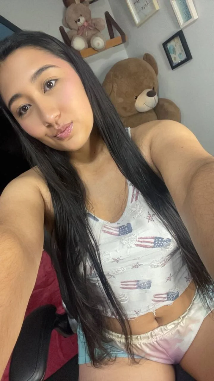 XXX Porn Photo of Nude Nayla_Pierce 3