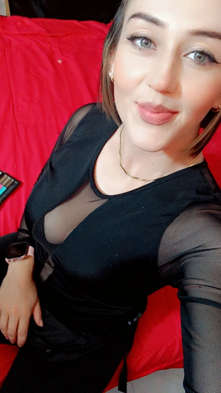 XXX Porn Photo of Nude angellyhorny 15