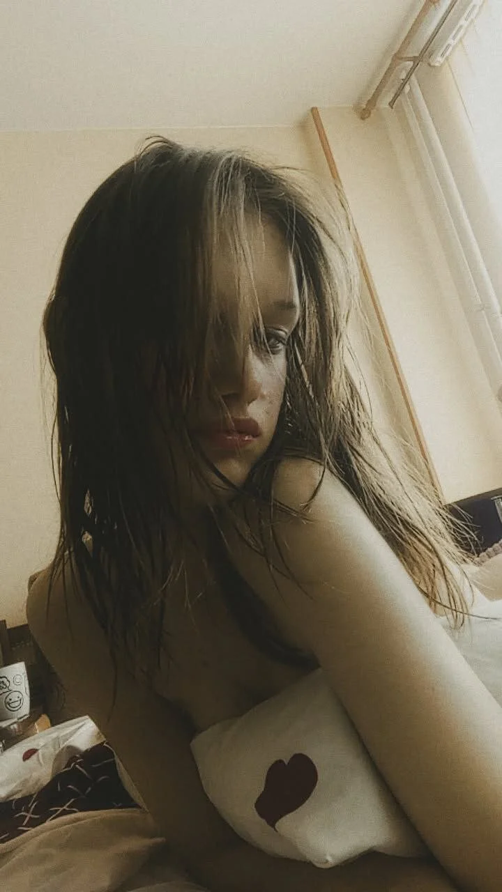 XXX Porn Photo of Nude AnnyiBlue 31