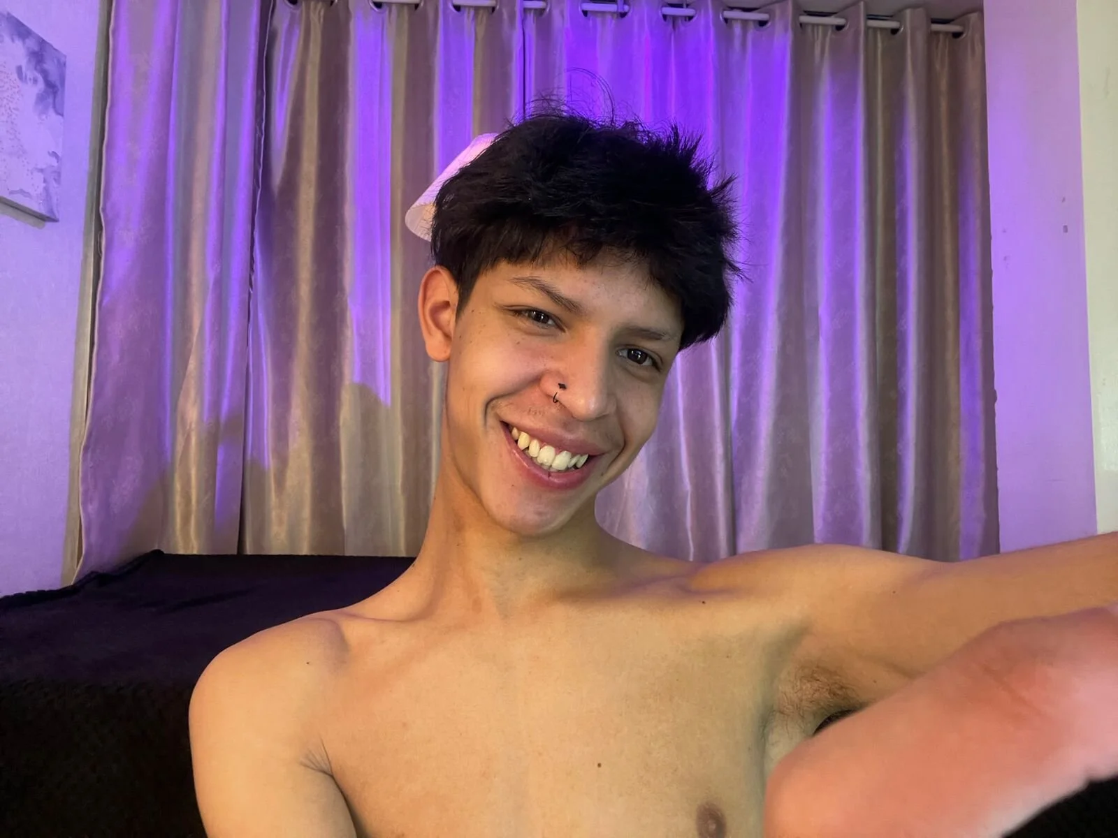 XXX Porn Photo of Nude Ethan_qop 10