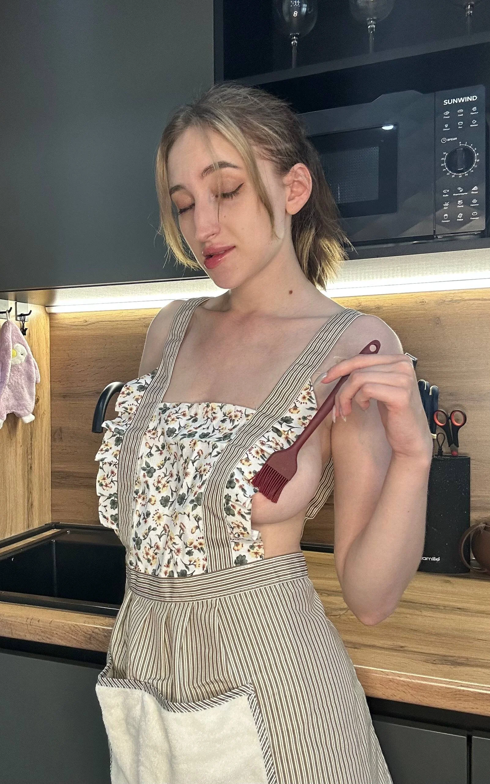 XXX Porn Photo of Nude alice_toffee 12