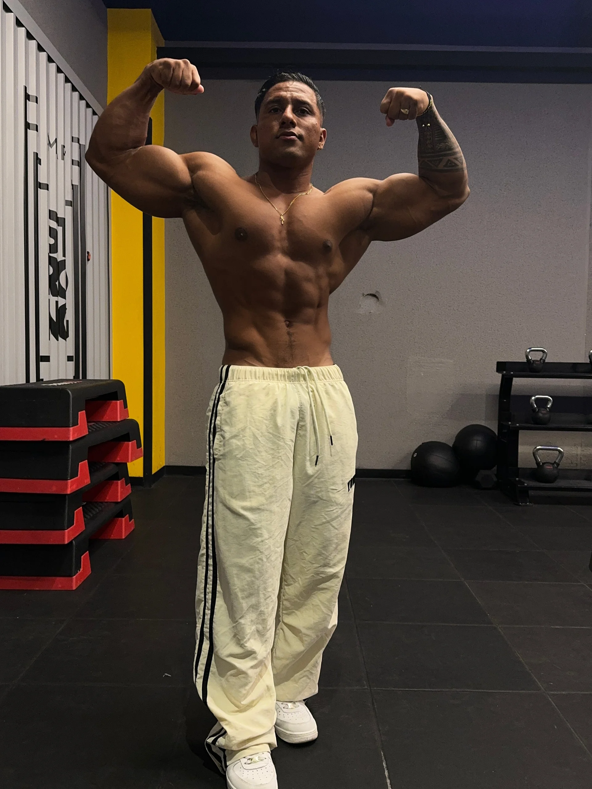 XXX Porn Photo of Nude CallumMuscle 8