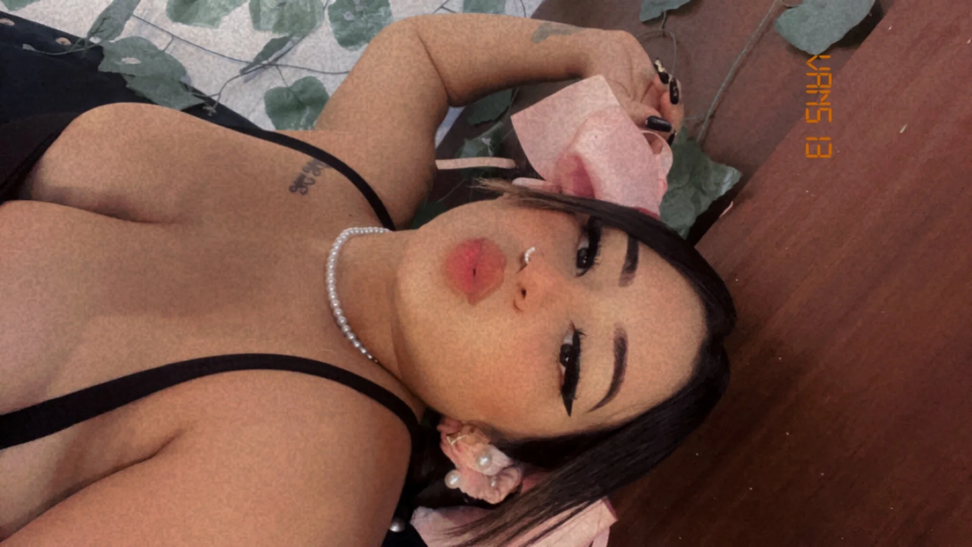 XXX Porn Photo of Nude halana_squirts 12