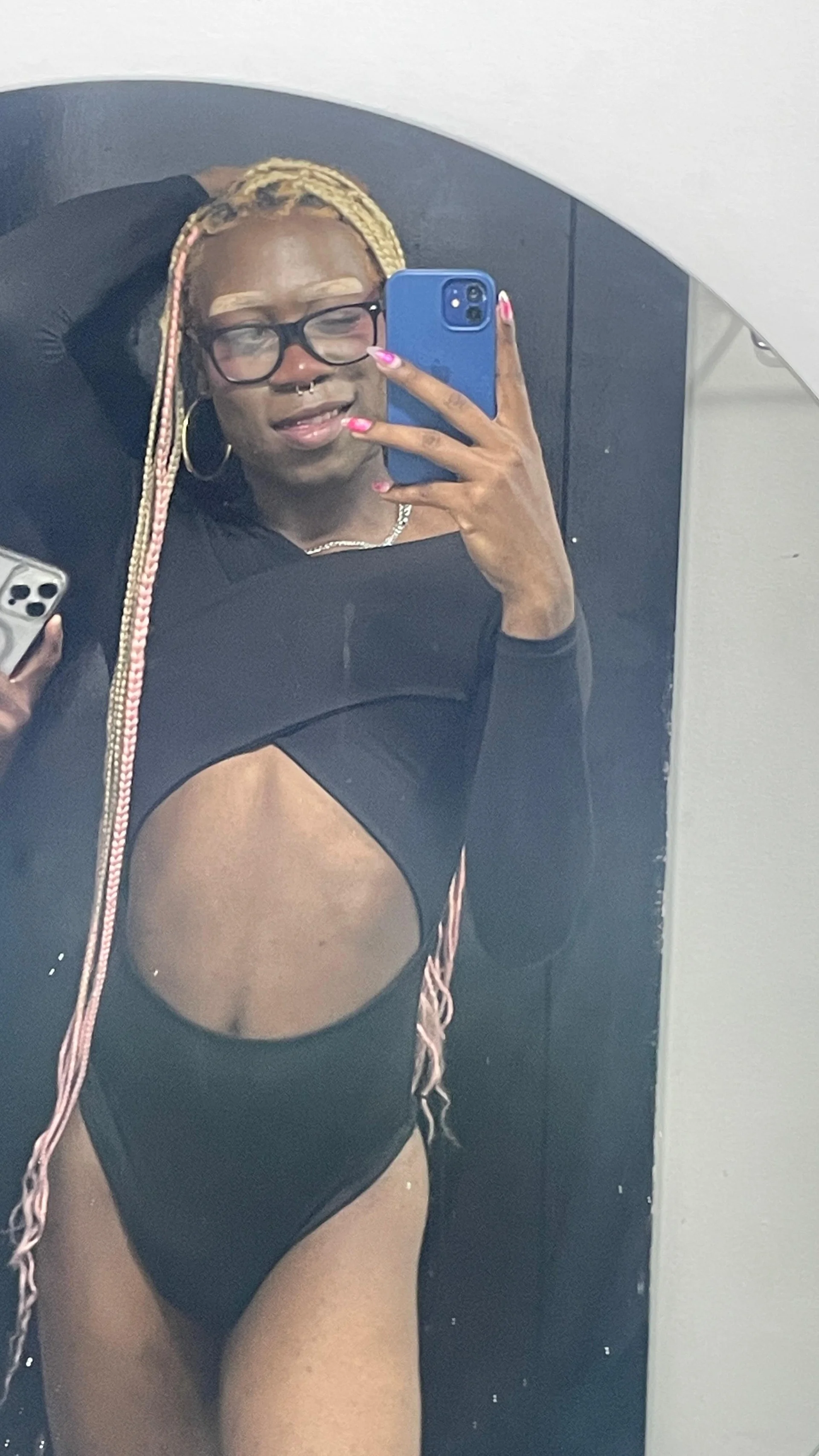 XXX Porn Photo of Nude brit_rivas_ 4