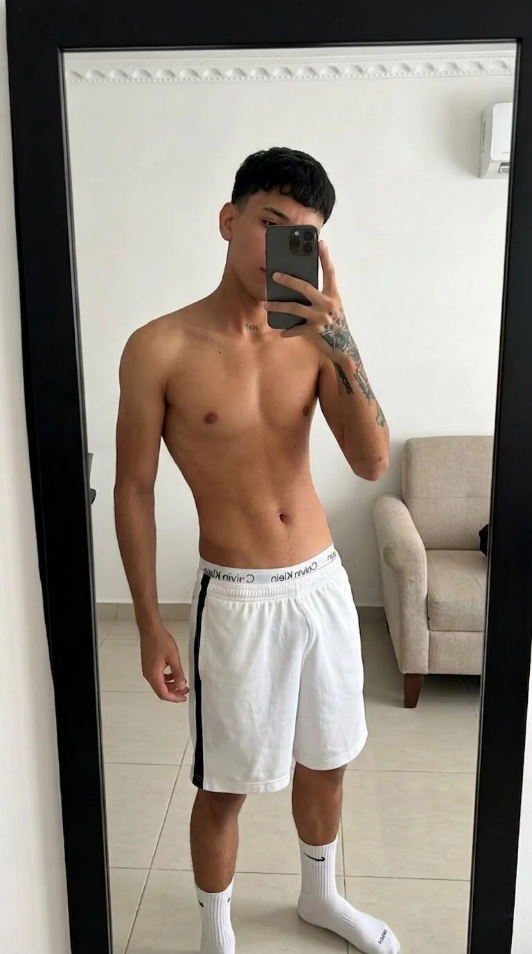 XXX Porn Photo of Nude Damien_Howard 35