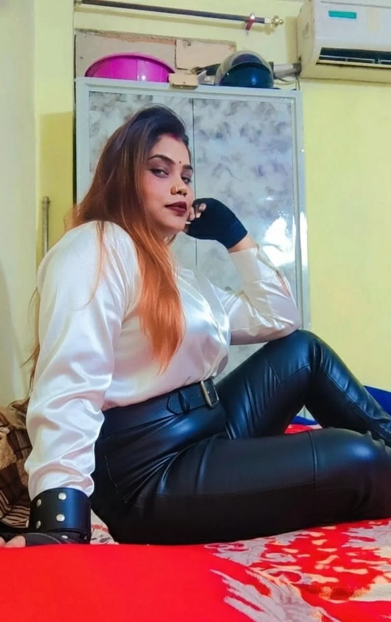 XXX Porn Photo of Nude Rashiqueen 10