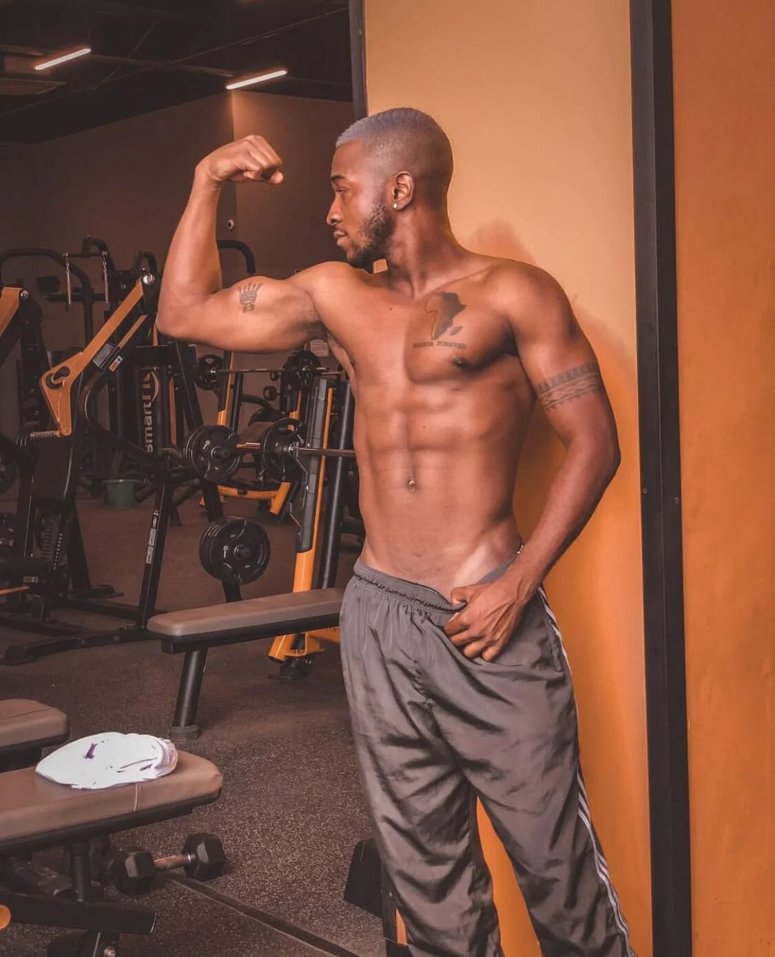 XXX Porn Photo of Nude Drake_Nassir4 12