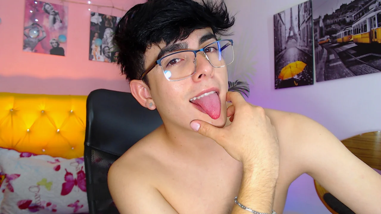 XXX Porn Photo of Nude nolan_twink1 52