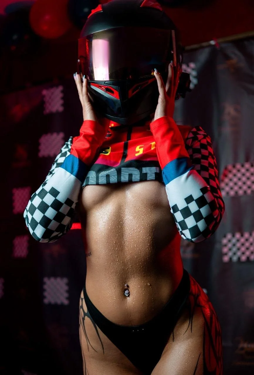 XXX Porn Photo of Nude Nahialov 4