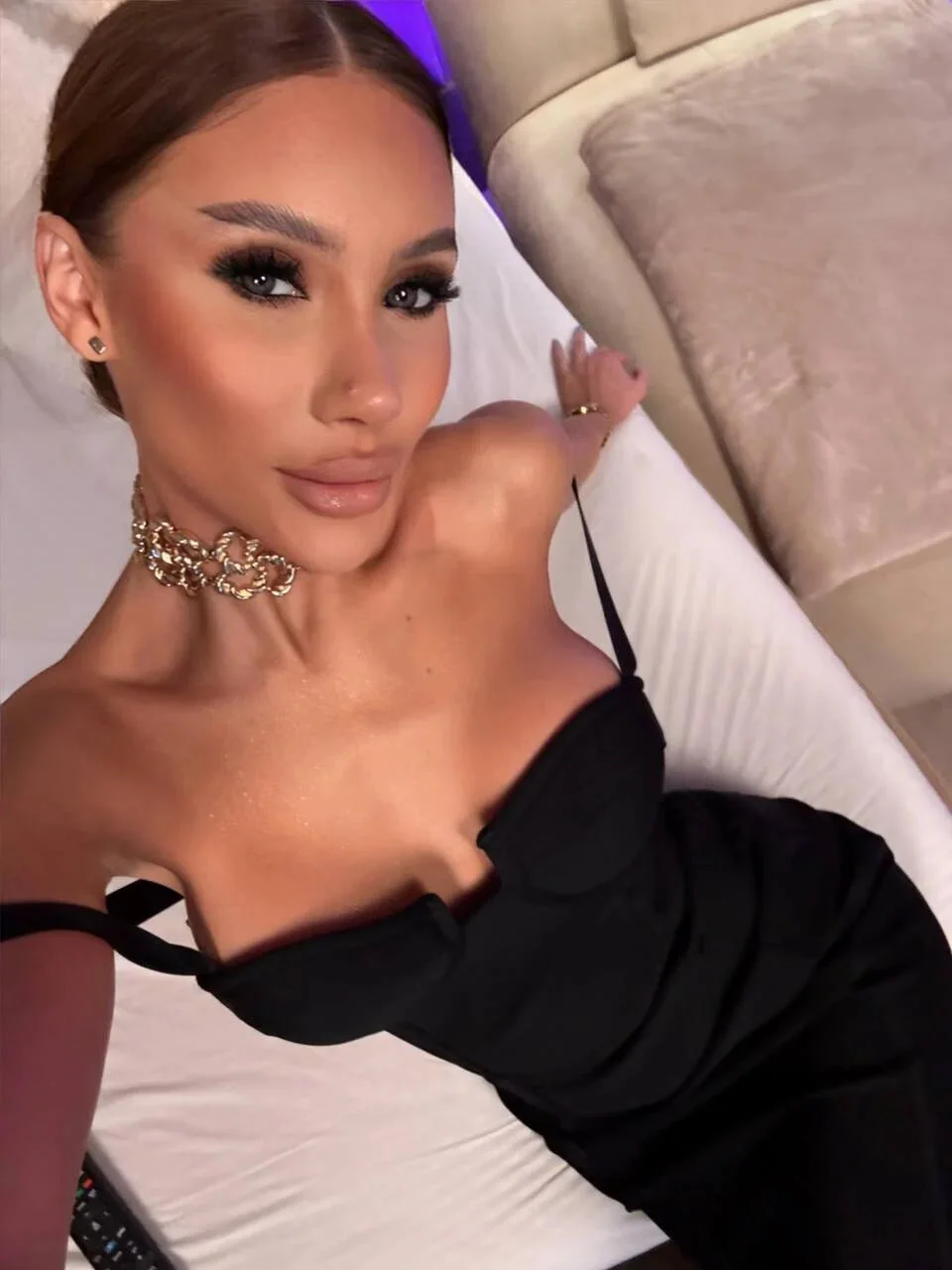 XXX Porn Photo of Nude AvaHeath 28