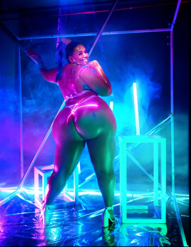 XXX Porn Photo of Nude Nina_Savage 1