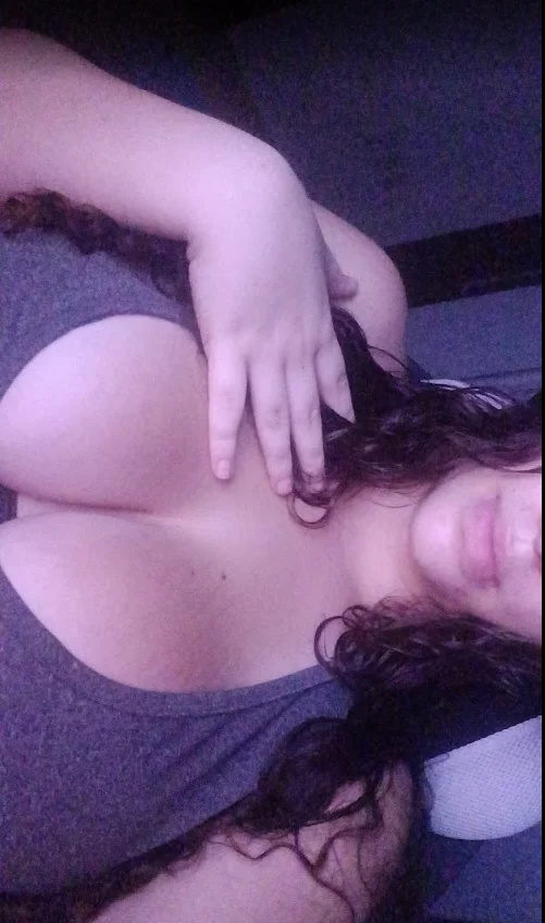 XXX Porn Photo of Nude Mellhots2 1
