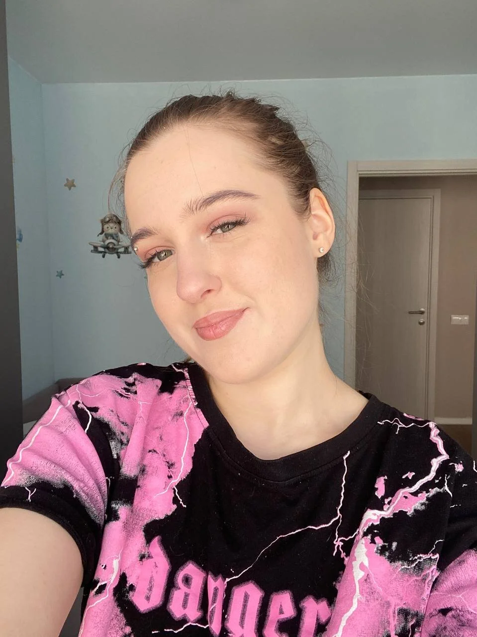 XXX Porn Photo of Nude TrixyPaw 14